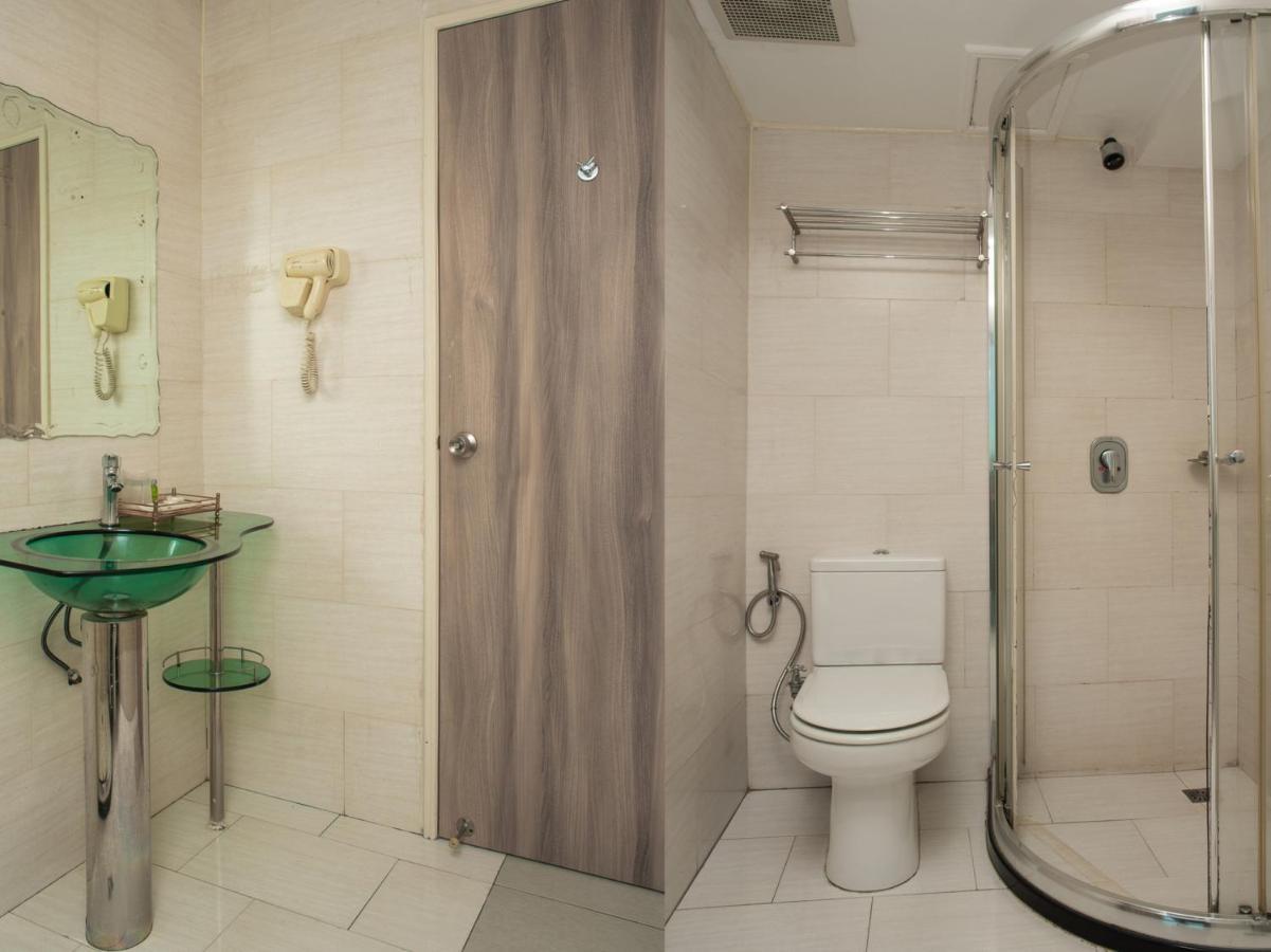 Capital O 90083 Riverfront Inn Bintulu Exterior photo